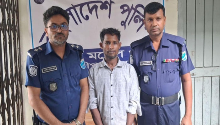 শ্রীপুরে দুই শিশুর সামনে মাকে ধর্ষণের অভিযোগ, গ্রেপ্তার আসামি শ্রীপুরে দুই শিশুর সামনে মাকে ধর্ষণের অভিযোগ, গ্রেপ্তার আসামি