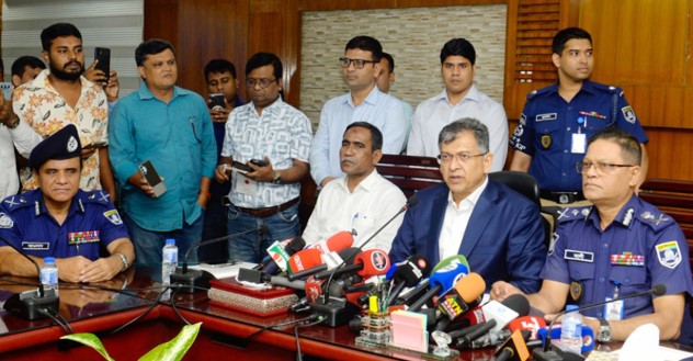 পুলিশের সাইবার ইউনিটের আনুষ্ঠানিক যাত্রা শুরু পুলিশের সাইবার ইউনিটের আনুষ্ঠানিক যাত্রা শুরু