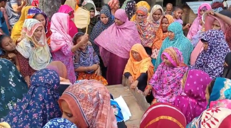 দামুড়হুদায় পানিতে ডুবে শিশু নিহত দামুড়হুদায় পানিতে ডুবে শিশু নিহত
