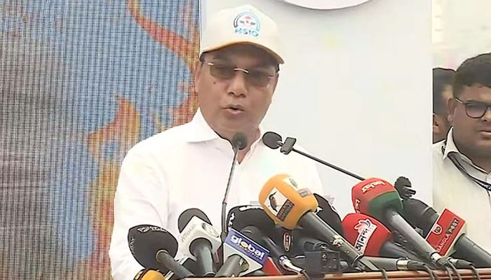 বিমানবন্দরে দায়িত্বে অবহেলা করলে কঠোর শাস্তি: বিমানমন্ত্রী বিমানবন্দরে দায়িত্বে অবহেলা করলে কঠোর শাস্তি: বিমানমন্ত্রী
