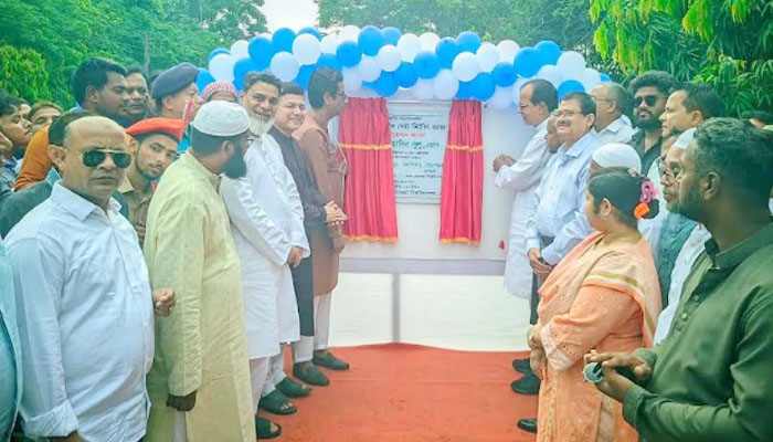 ২০২৭ সালে তিস্তা মহাপরিকল্পনার কাজ শুরুর আশা ত্রাণমন্ত্রীর ২০২৭ সালে তিস্তা মহাপরিকল্পনার কাজ শুরুর আশা ত্রাণমন্ত্রীর