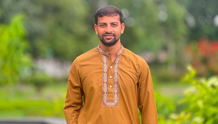 রাবি ছাত্রদল নেতার বিরুদ্ধে মামাকে দিয়ে ক্লাস করানোর অভিযোগ রাবি ছাত্রদল নেতার বিরুদ্ধে মামাকে দিয়ে ক্লাস করানোর অভিযোগ