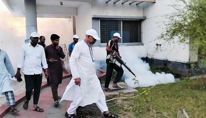 ভাঙ্গুড়ায় জামায়াতের উদ্যোগে ডেঙ্গু প্রতিরোধে মশক নিধন কার্যক্রম ভাঙ্গুড়ায় জামায়াতের উদ্যোগে ডেঙ্গু প্রতিরোধে মশক নিধন কার্যক্রম