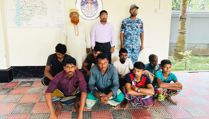 চাঁদপুরে ১ কোটি ৬৪ লাখ টাকার কারেন্ট জাল জব্দ, আটক ৫২ চাঁদপুরে ১ কোটি ৬৪ লাখ টাকার কারেন্ট জাল জব্দ, আটক ৫২