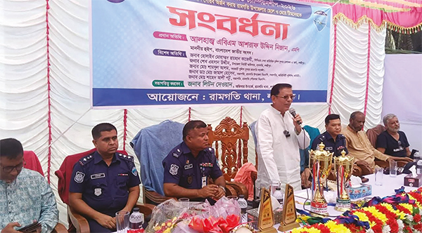 গণতান্ত্রিক ধারায় সরকার পরিবর্তন হবে, জোর করে কেউ ক্ষমতায় থাকতে পারবে না গণতান্ত্রিক ধারায় সরকার পরিবর্তন হবে, জোর করে কেউ ক্ষমতায় থাকতে পারবে না