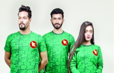 ফ্যাশনে লাল সবুজের চেতনা