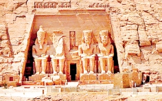 অহংকারী জাতির ধ্বংস অনিবার্য  