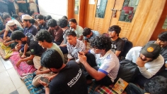 কুয়েট উপাচার্যের পদত্যাগ দাবিতে আমরণ অনশনে শিক্ষার্থীরা
