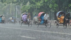 অবশেষে ঢাকায় স্বস্তির বৃষ্টি