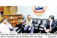 ঢাবি উপাচার্য-সিঙ্গাপুর হাইকমিশনের চার্জ দ্য অ্যাফেয়ার্সের সাক্ষাৎ  
