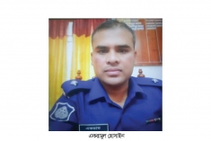 পদক পেলেন ডিবির ওসি একরামুল  