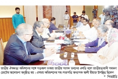 গণতান্ত্রিক ব্যবস্থা প্রতিষ্ঠায় ছাড় দেবে দলগুলো  