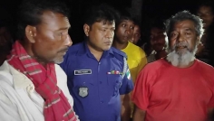 মেহেরপুরে সড়কে ডাকাতি, বোমা ফাটিয়ে পালাল ডাকাতরা