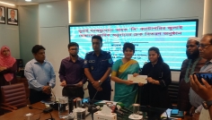 মুন্সীগঞ্জে আর্থিক অনুদান চেক পেল ১০১ জুলাই যোদ্ধা