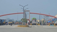 বেনাপোল-পেট্রাপোল বন্দরে আমদানি-রপ্তানি বন্ধ