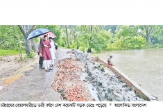 বোয়ালখালীতে ভারী বর্ষণে সড়কে ক্ষয়ক্ষতি   