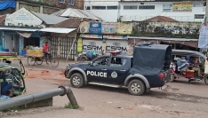 গোপালগঞ্জে যৌথ বাহিনীর অভিযান, আটক ২০