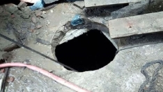 মানিব্যাগ তুলতে সেপটিক ট্যাংকে নেমে যুবকের মৃত্যু