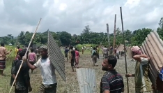 গায়ে কাঁদা ছিটানো নিয়ে দুই গ্রামবাসীর সংঘর্ষ, আহত ৩০