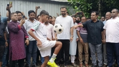 ক্ষুদে ফুটবলার জিসানের দায়িত্ব নিলেন তারেক রহমান