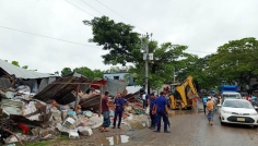 কচুয়ায় সড়কের পাশের শতাধিক অবৈধ স্থাপনা উচ্ছেদ
