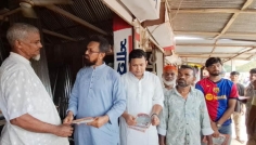 চাঁদপুরে বিএনপির ৩১ দফার লিফলেট বিতরণ