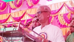 ‘বন্ধু বন্ধু ভোট করব, যে নির্বাচিত হবে মেনে নেব’