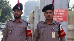 নতুন পোশাকে মাঠে পুলিশ