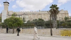 ইব্রাহিমি মসজিদ বন্ধ করলো ইসরায়েল, মুসলিমদের জন্য কারফিউ