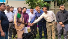 রায়গঞ্জে ক্ষুদ্র নৃ-গোষ্ঠীর মাঝে ছাগল বিতরণ