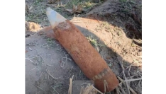 হাতীবান্ধায় মাটি খনন করার সময় পরিত্যক্ত গোলা উদ্ধার