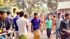 সিরাজগঞ্জে ট্রাকচাপায় স্কুল শিক্ষিকা নিহত