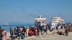 প্রথম দিনে সেন্টমার্টিনে ১১৭৪ পর্যটক, এক জাহাজকে ৫০ হাজার টাকা জরিমানা