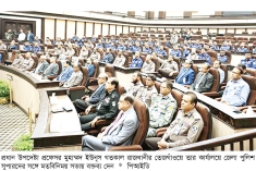 ‘তামাশার নির্বাচন’ থেকে বেরিয়ে দৃষ্টান্ত স্থাপনের আহ্বান প্রধান উপদেষ্টার  