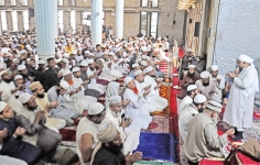 সারাদেশের মসজিদগুলোতে বিশেষ দোয়া  