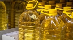 বাড়ল ভোজ্যতেলের দাম, সোমবার থেকেই কার্যকর