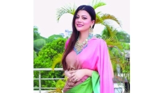 বছর শেষে তানজিকার জোড়া সিনেমা