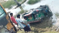 টেকনাফে মিনিট্রাক-অটোরিকশার মুখোমুখি সংঘর্ষ, নিহত ২