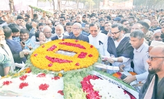 শহিদ বুদ্ধিজীবী দিবসে শ্রদ্ধা নিবেদন  