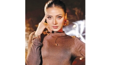 আরও এক নতুন সিনেমায় মিম