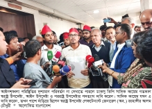 স্বরাষ্ট্র উপদেষ্টার পাশে দাঁড়িয়ে তার পদত্যাগ চাইলেন সাদিক কায়েম  