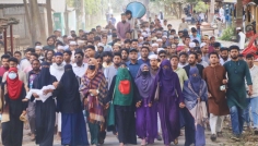 ইবিতে ওসমান হাদির গায়েবানা জানাজা ও বিক্ষোভ