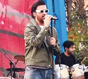 ঢাকায় গোপনে কনসার্ট করলেন আতিফ আসলাম  