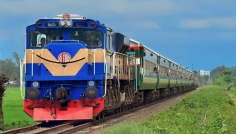 তারেক রহমানের দেশে ফেরার দিনে চলবে ২০ স্পেশাল ট্রেন