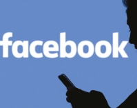 দুঃসংবাদ দিল ফেসবুক  