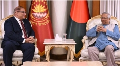 প্রধান উপদেষ্টার সঙ্গে পাকিস্তানের হাইকমিশনারের সৌজন্য সাক্ষাৎ