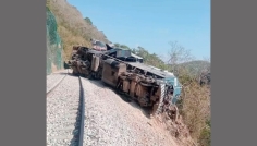 মেক্সিকোতে লাইন থেকে ছুটে গেলো ট্রেন, ১৩ জনের প্রাণহানি