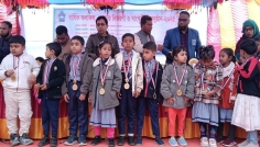 উত্তরণ পাবলিক স্কুলে বার্ষিক ফলাফল ও পুরস্কার বিতরণ