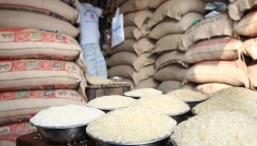 ভারত থেকে আরও ৫০ হাজার টন চাল কেনার সিদ্ধান্ত