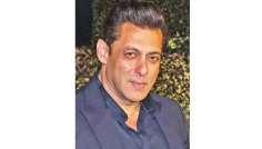 একাকিত্বের কথা প্রকাশ করলেন সালমান খান